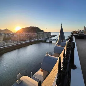 Deluxe Apt-views To Historic Maria Cristina Apartment San Sebastian